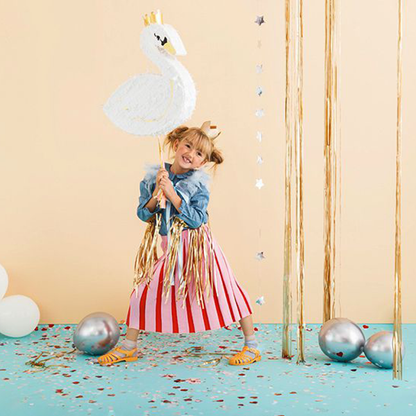 Πινιάτα Λευκός Κύκνος